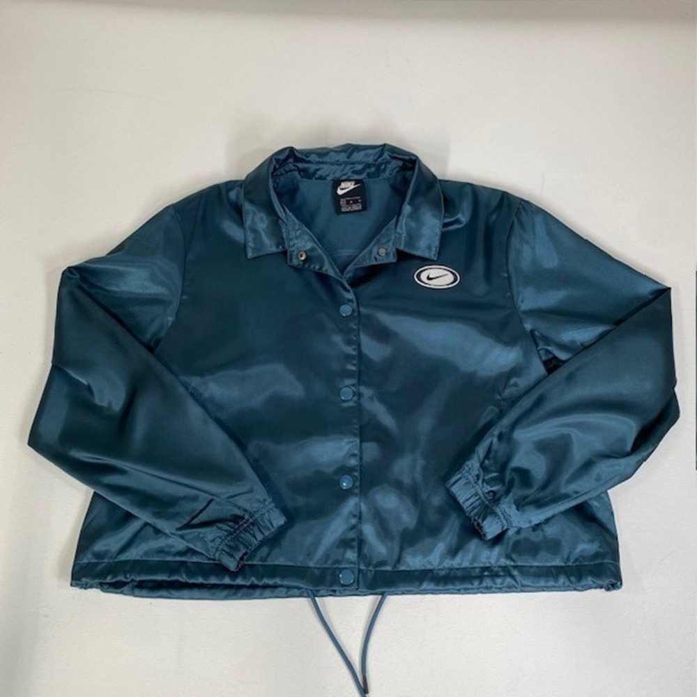 Nike Women's Satin Coach Jacket Full‎ Snap Lightweight Cropped Teal Blue Medium